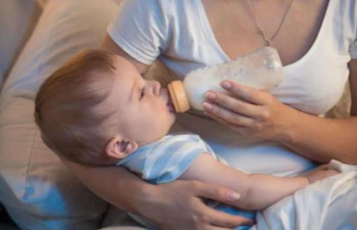 3天戒夜奶6个方法就够了，一岁半宝宝怎么戒掉夜奶