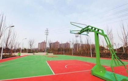标准篮球场长宽多少米，分别为28米和15米