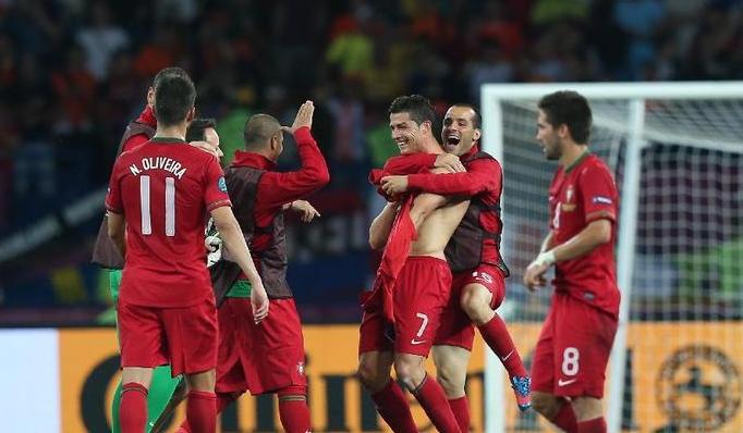 2012年欧洲杯葡萄牙vs荷兰全场回放 (图2)