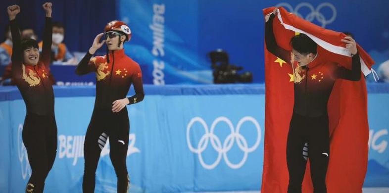 中国女子短道速滑队运动员们2018年向不可能说不 (图3)